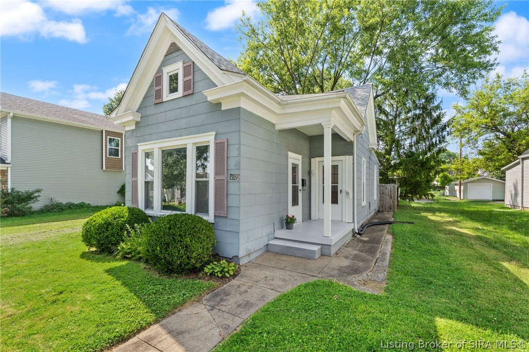 1929 Center Street New Albany, IN 47150 - Photo 2 of 25