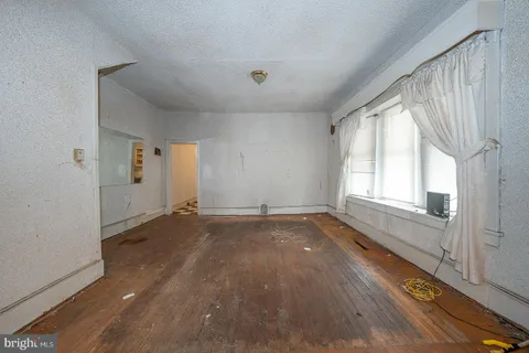 $115,000 | 5847 North 12th Street, Philadelphia, PA 19141