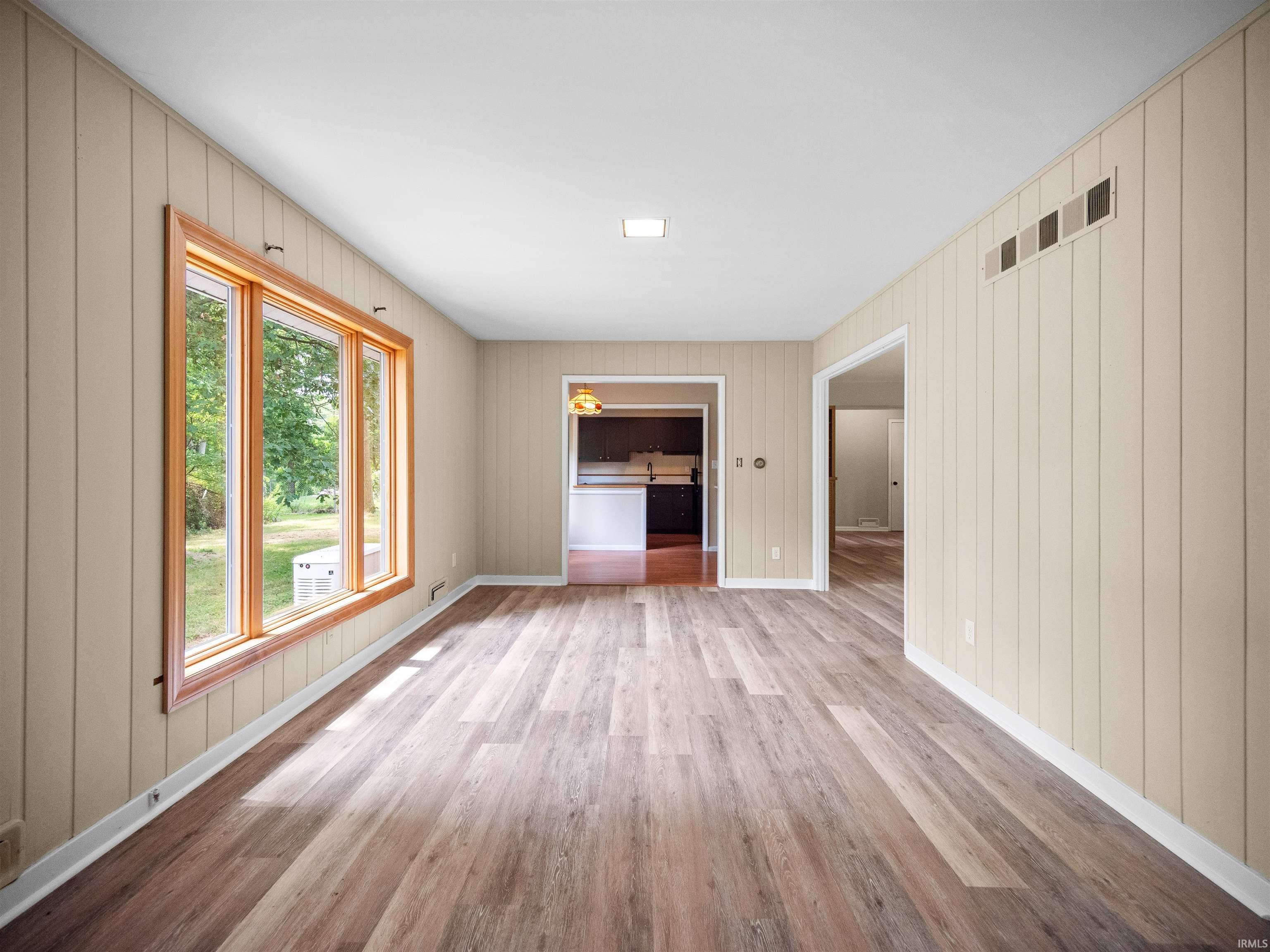 2217 Butler Road Fort Wayne, IN 46808 - Photo 10 of 31