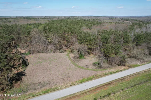 $350,000 | 4 Highway Holly Springs, Holly Springs, MS 38635