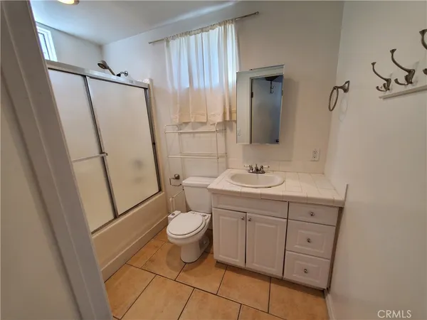$2,000 | 11231 Pickford Street, Los Angeles, CA 90064