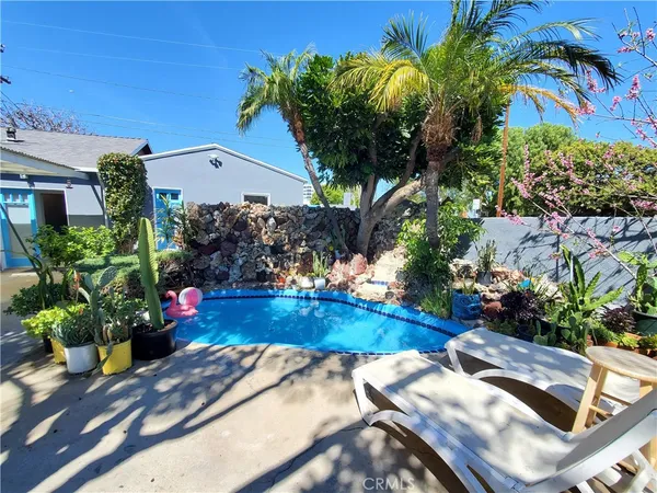 $2,000 | 11231 Pickford Street, Los Angeles, CA 90064