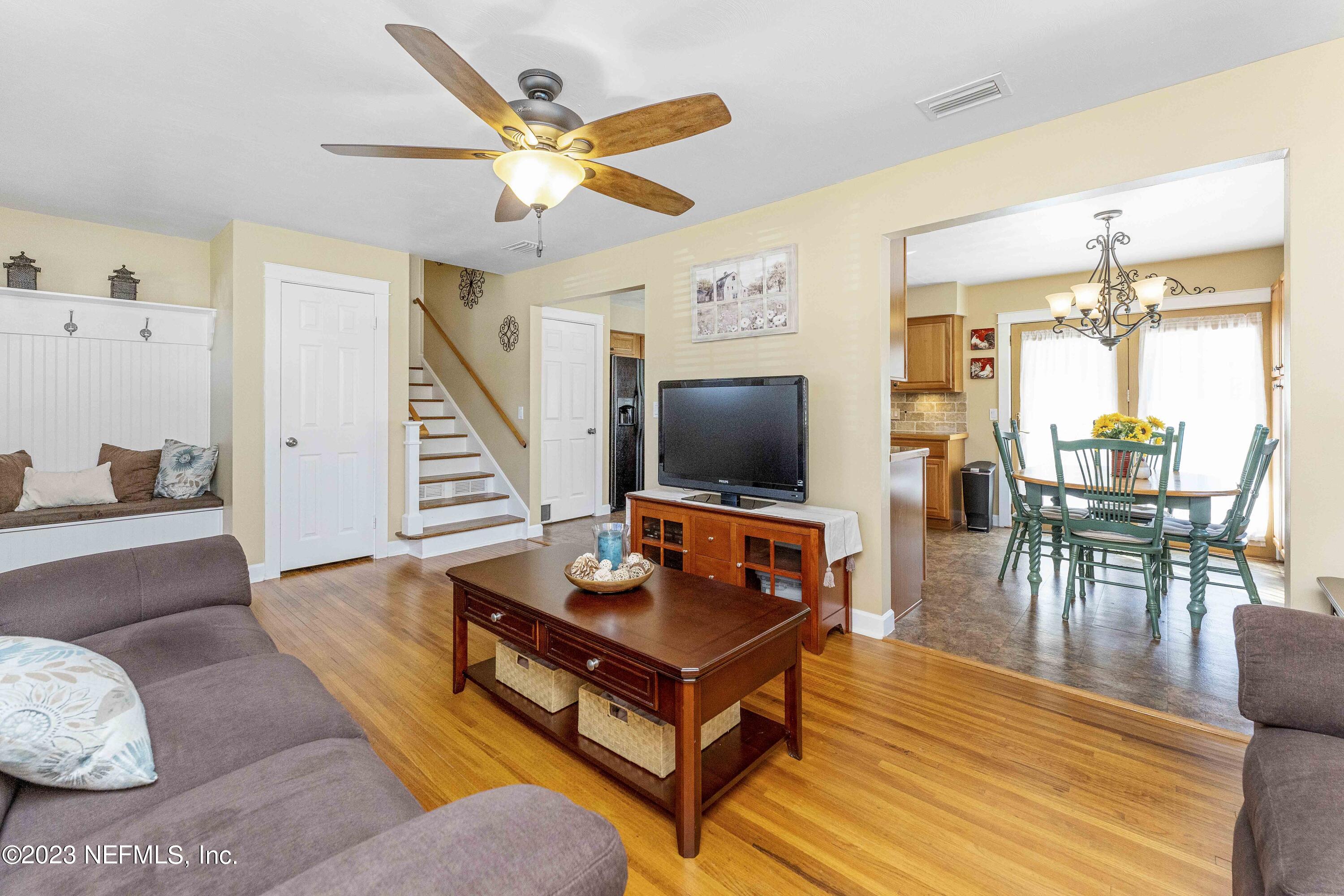 760 Jolynn Road Jacksonville, FL 32225 - Photo 6 of 35 Living room into dining/eat in area