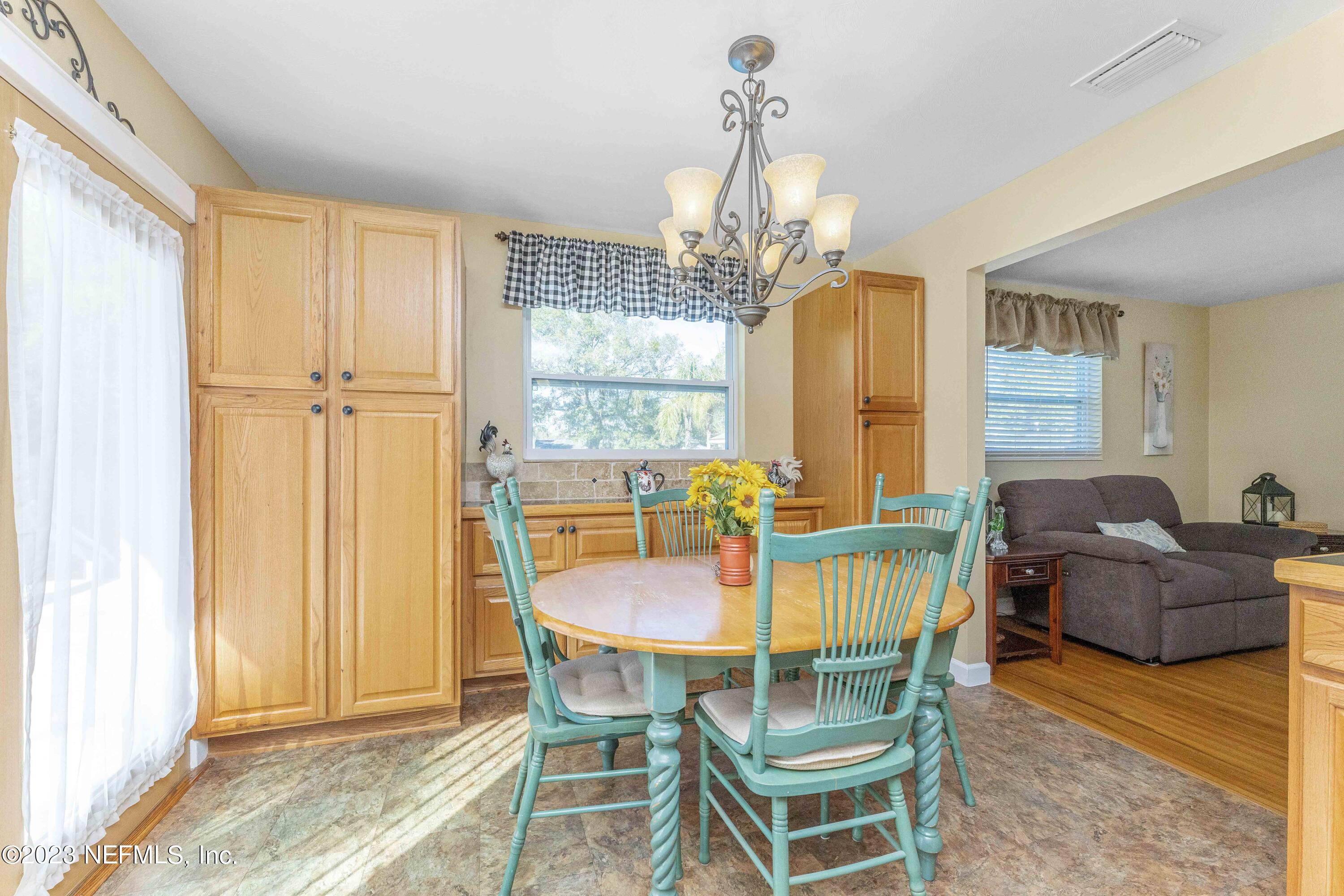 760 Jolynn Road Jacksonville, FL 32225 - Photo 10 of 35 Dining/eat in area