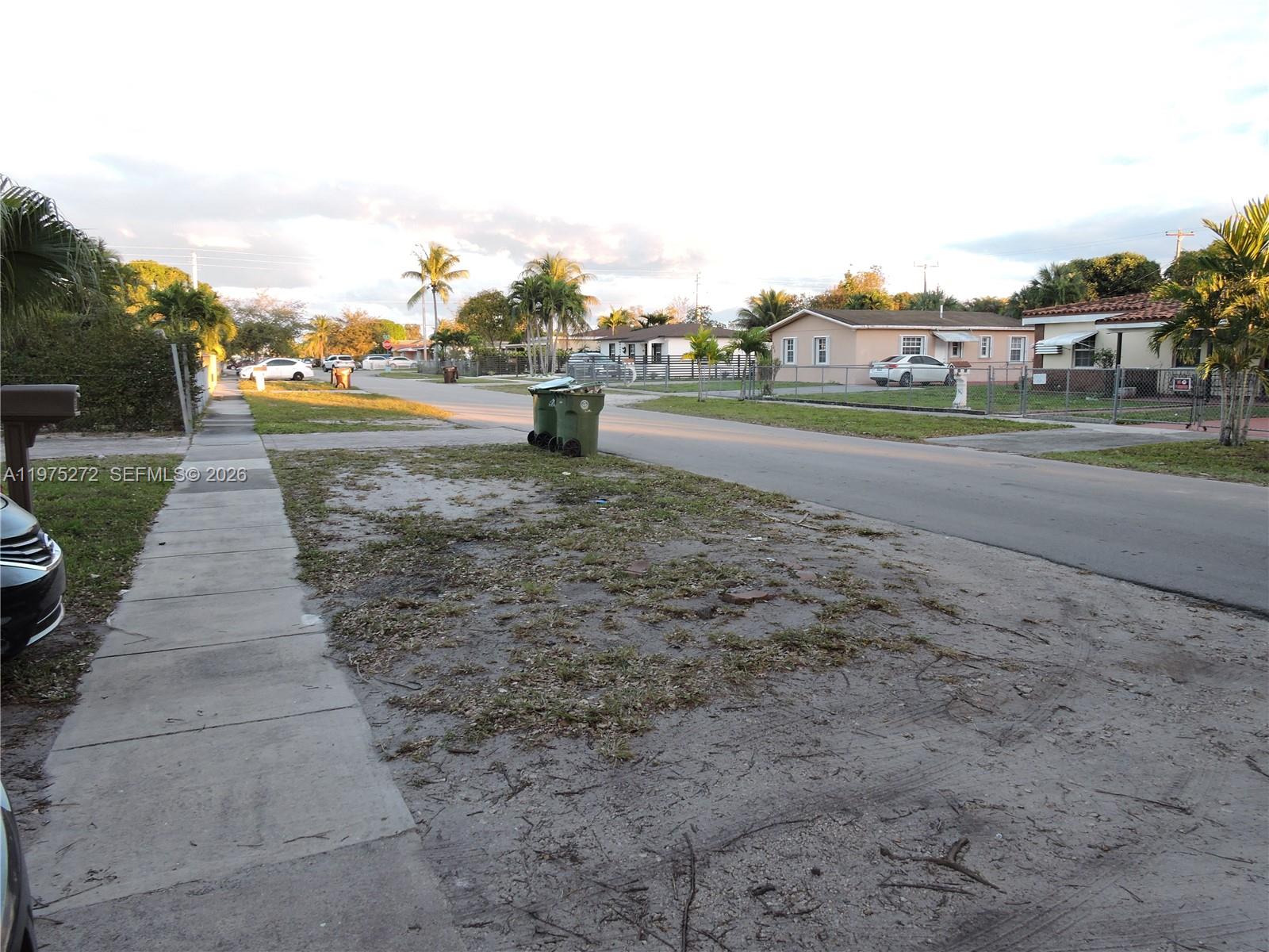 551 East 39th Street Hialeah, FL 33013 - Photo 3 of 14