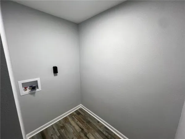 $232,999 | 826 South Cottage Street, Independence, MO 64050