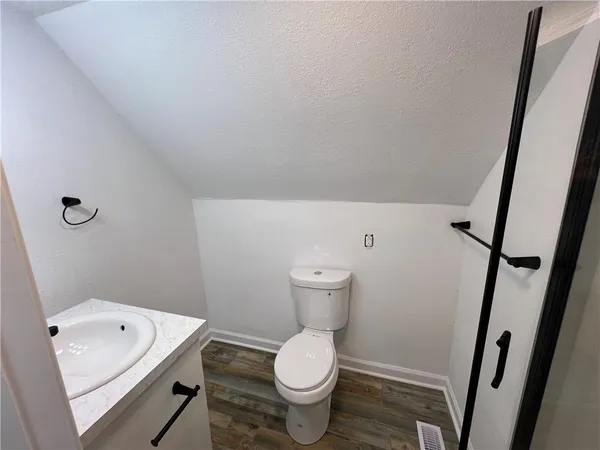 $232,999 | 826 South Cottage Street, Independence, MO 64050