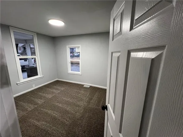 $232,999 | 826 South Cottage Street, Independence, MO 64050