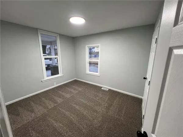 $232,999 | 826 South Cottage Street, Independence, MO 64050