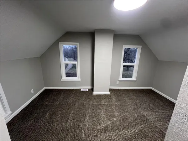 $232,999 | 826 South Cottage Street, Independence, MO 64050