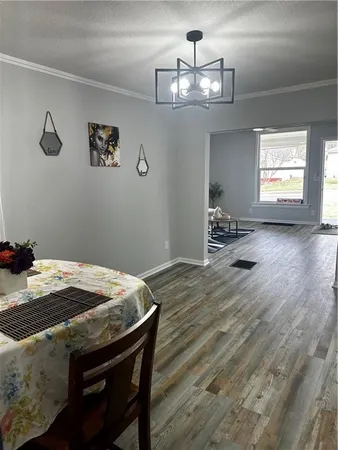 $232,999 | 826 South Cottage Street, Independence, MO 64050