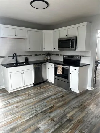 $232,999 | 826 South Cottage Street, Independence, MO 64050