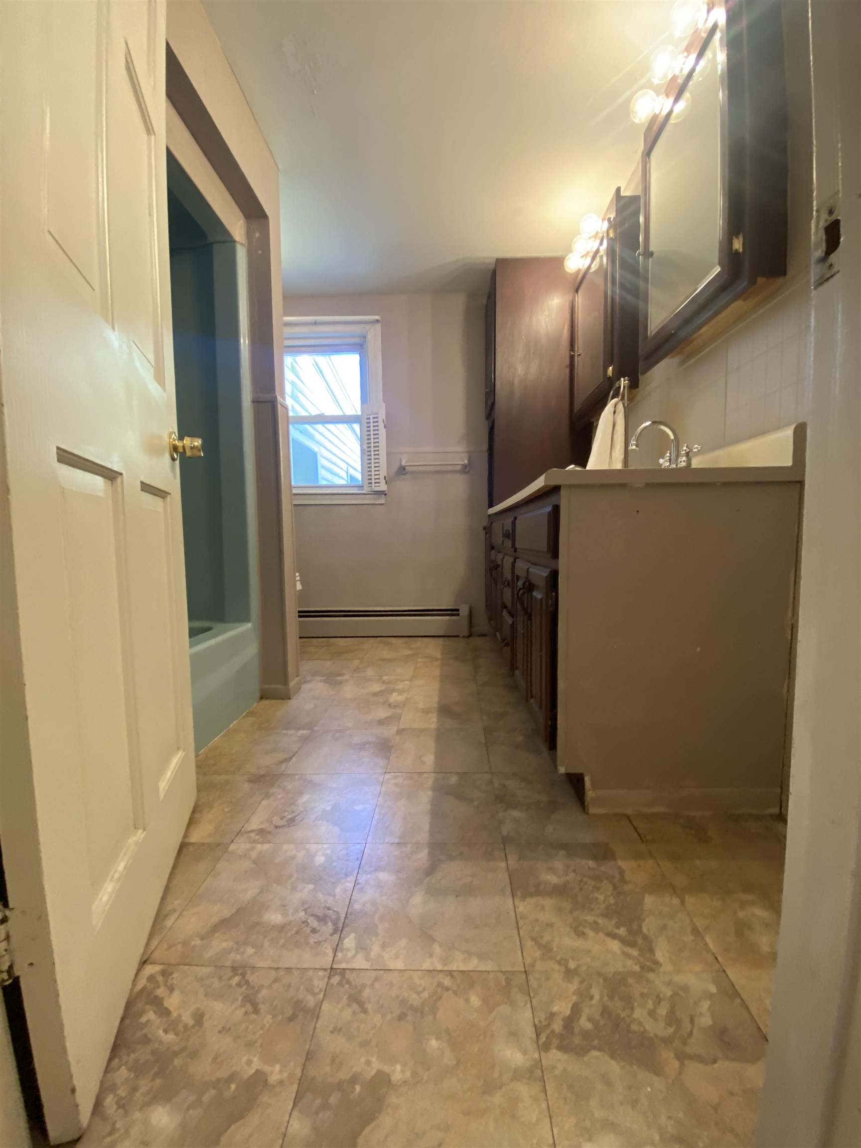 225 Shannon Road Salem, NH 03079 - Photo 17 of 40