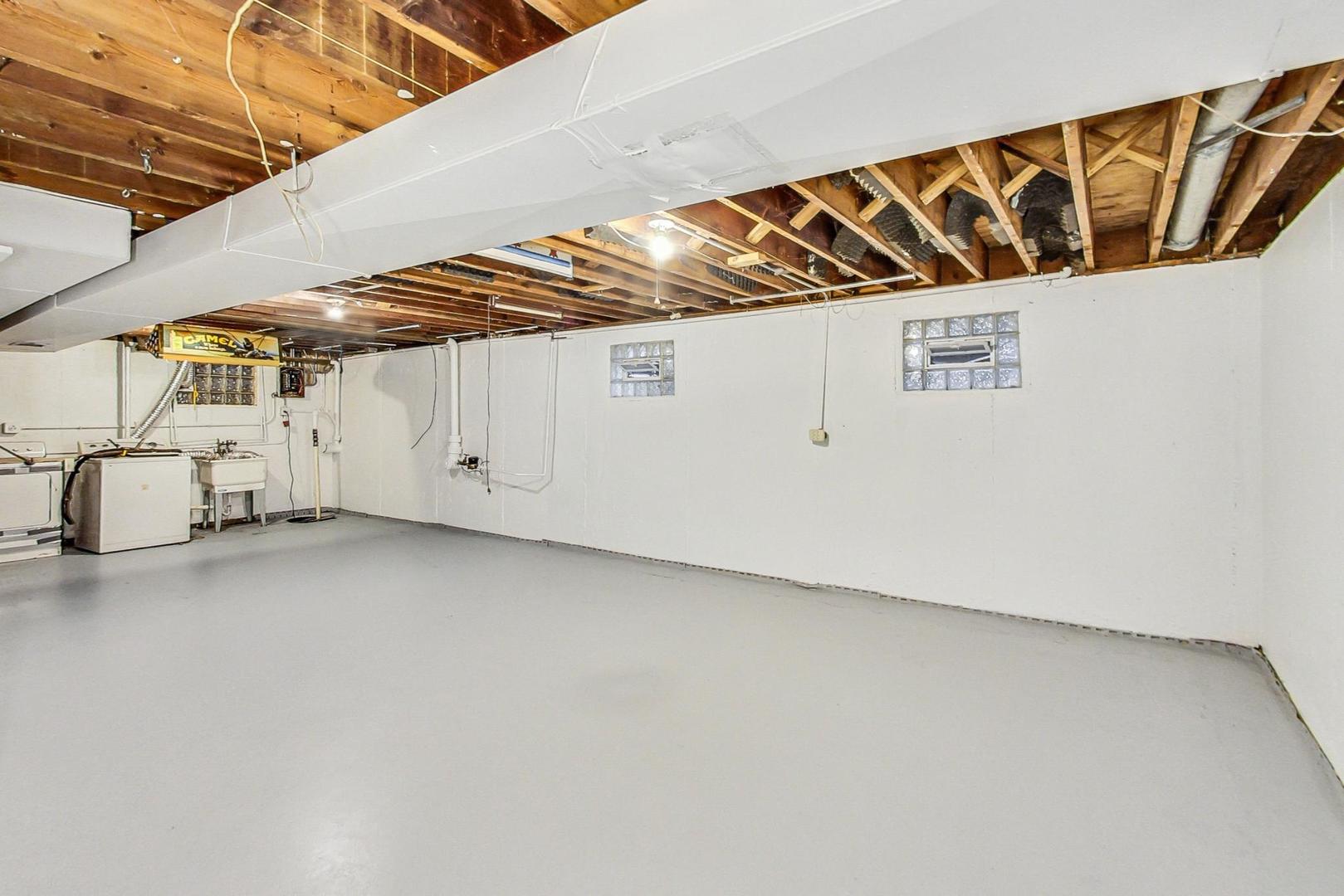 2212-2214 Oakton Street Park Ridge, IL 60068 - Photo 26 of 43