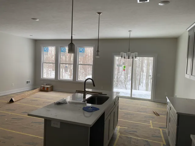 $345,767 | 3333 Kings River Street Southwest, Unit 43, Wyoming, MI 49418