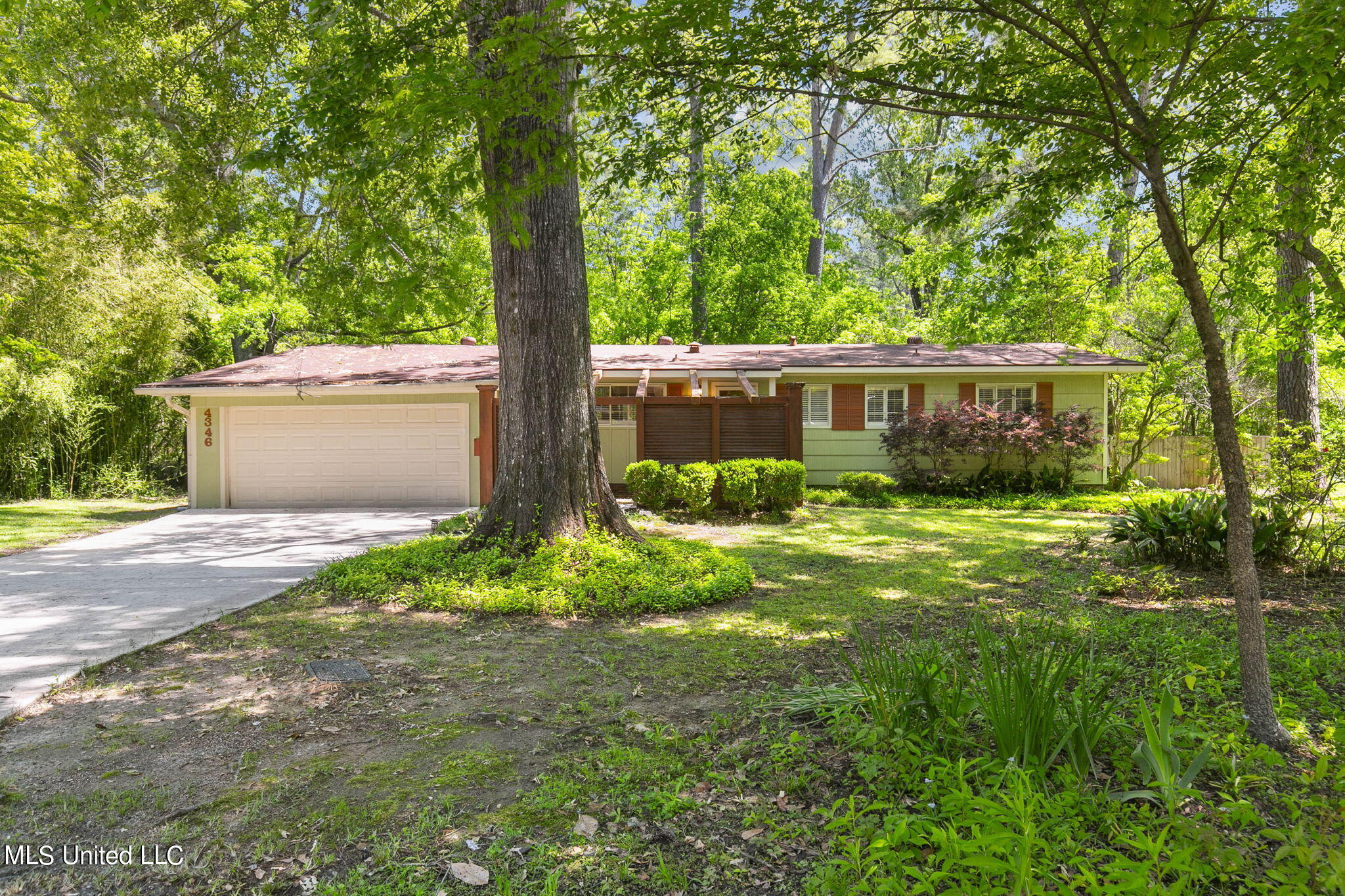 4346 Ridgewood Circle Jackson, MS 39211 - Photo 35 of 35 1-web-or-mls-4346 Ridgewood-2