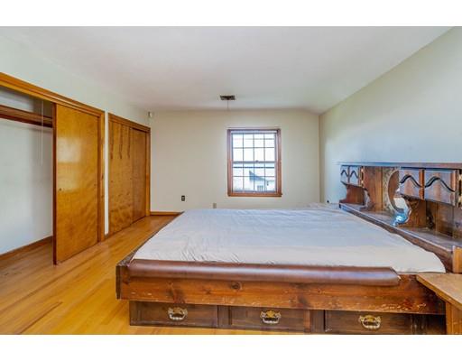 8 Squassick Road West Springfield, MA 01089 - Photo 13 of 35 Gallery Image 13