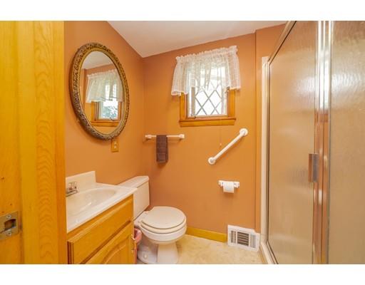 8 Squassick Road West Springfield, MA 01089 - Photo 16 of 35 Gallery Image 16