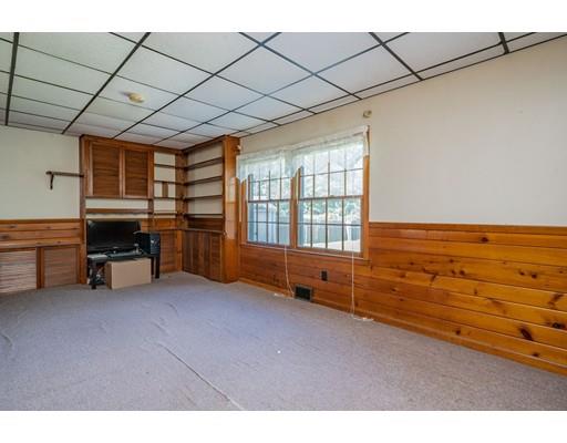 8 Squassick Road West Springfield, MA 01089 - Photo 28 of 35 Gallery Image 28