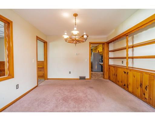 8 Squassick Road West Springfield, MA 01089 - Photo 29 of 35 Gallery Image 29
