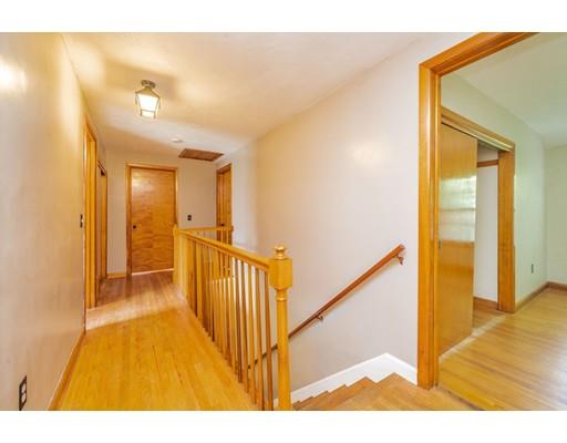 8 Squassick Road West Springfield, MA 01089 - Photo 9 of 35 Gallery Image 9