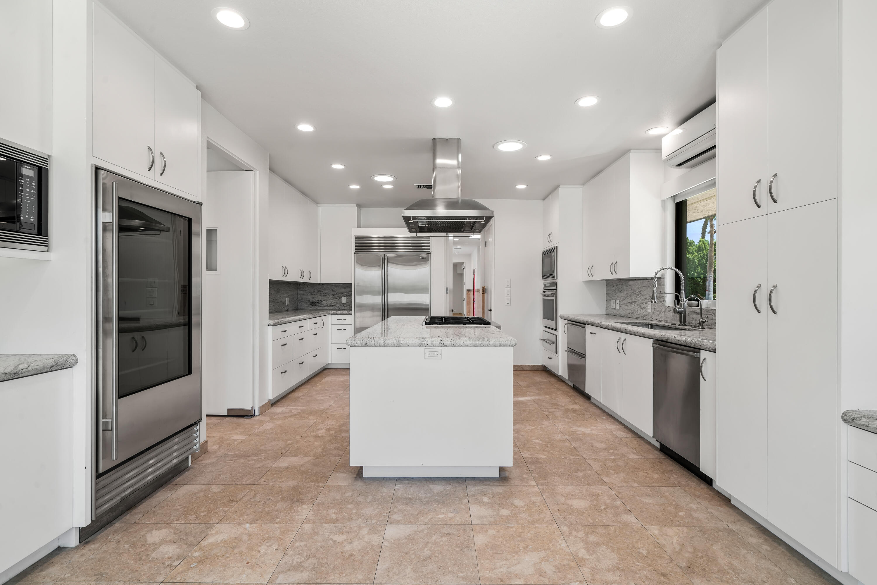 401 Iris Lane Rancho Mirage, CA 92270 - Photo 27 of 87 28-IMG-37