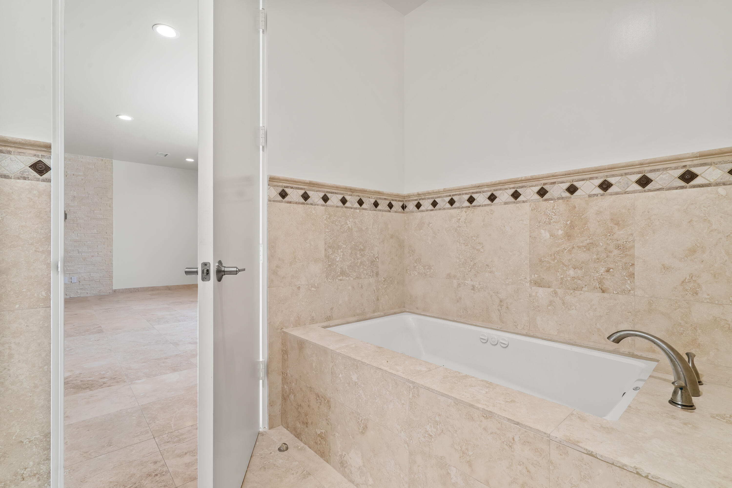 401 Iris Lane Rancho Mirage, CA 92270 - Photo 53 of 87 54-IMG-67