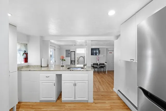 $2,300 | 875 Granite Street, Unit 1, Braintree, MA 02184