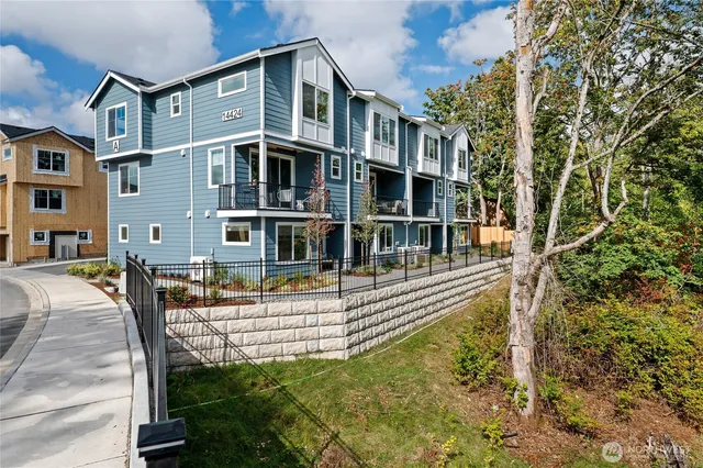$769,900 | 14424 Madison Way, Unit G5, Lynnwood, WA 98087