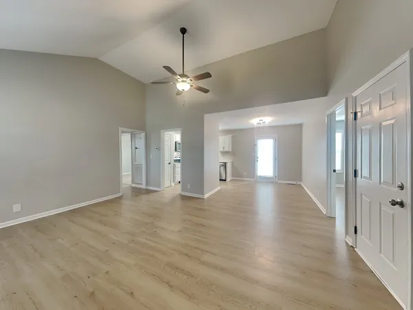 $1,549 | 252 Senator Drive, Clarksville, TN 37042