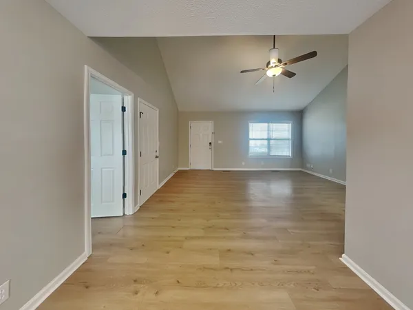 $1,549 | 252 Senator Drive, Clarksville, TN 37042