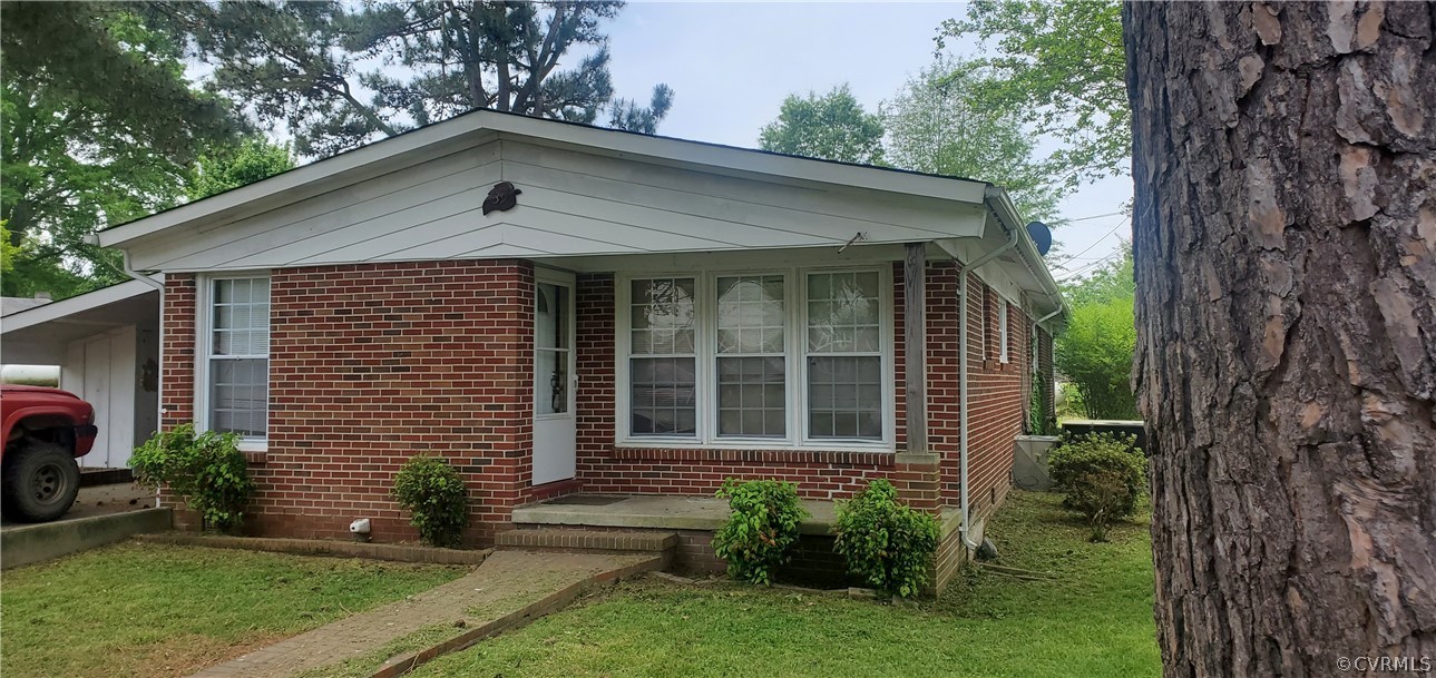 39 Ridge Road Blackstone, VA 23824 - Photo 1 of 19 Gallery Image 1