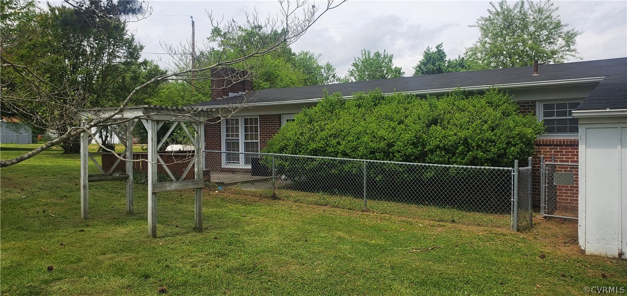 39 Ridge Road Blackstone, VA 23824 - Photo 4 of 19 Gallery Image 4