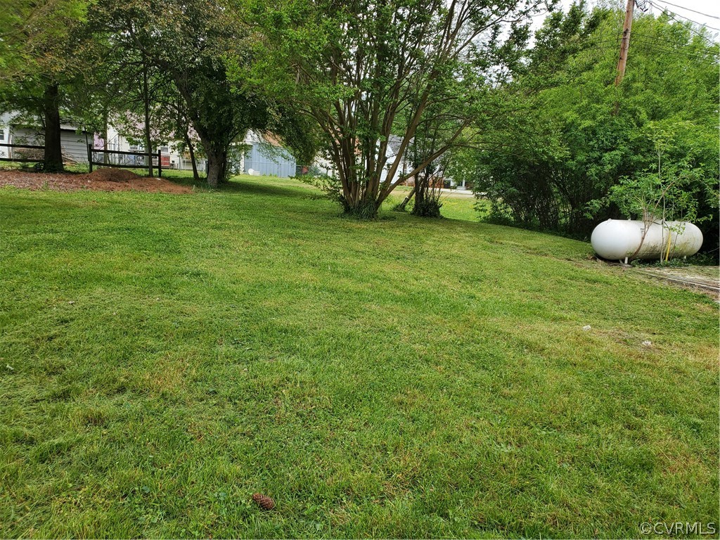 39 Ridge Road Blackstone, VA 23824 - Photo 7 of 19 Gallery Image 7