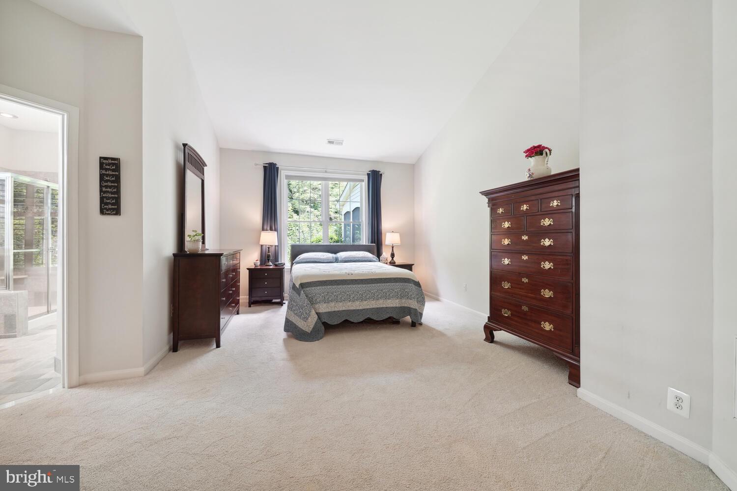 13513 Ryton Ridge Lane Gainesville, VA 20155 - Photo 20 of 51 Primary Bedroom