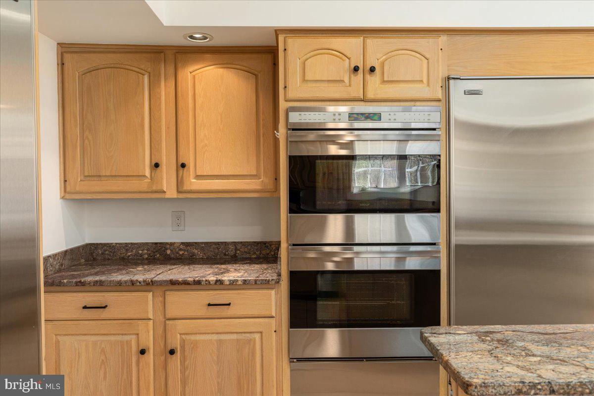 532 Walker Road Great Falls, VA 22066 - Photo 32 of 109