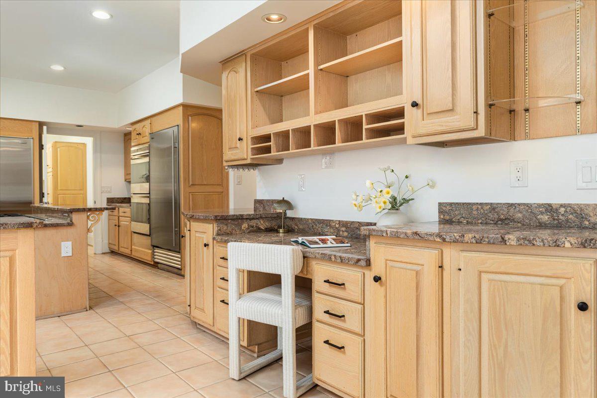 532 Walker Road Great Falls, VA 22066 - Photo 33 of 109