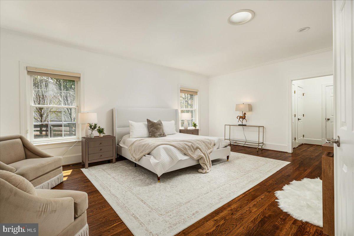 532 Walker Road Great Falls, VA 22066 - Photo 38 of 109