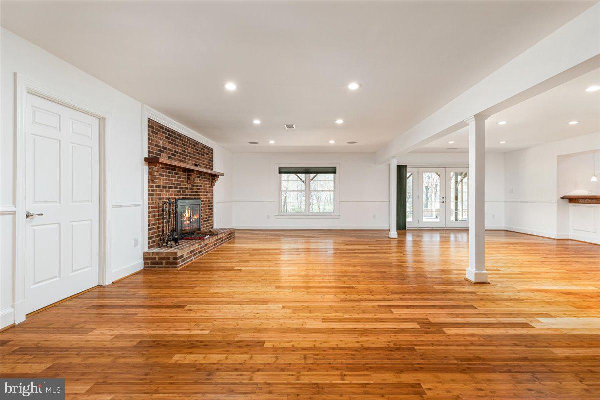 532 Walker Road Great Falls, VA 22066 - Photo 46 of 109