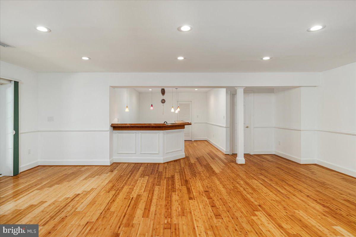 532 Walker Road Great Falls, VA 22066 - Photo 49 of 109