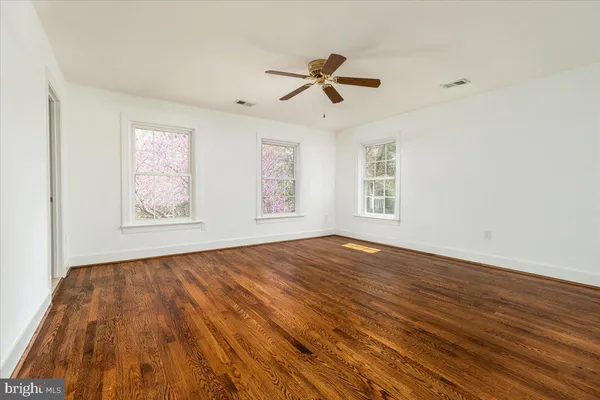 $2,399,000 | 532 Walker Road, Great Falls, VA 22066