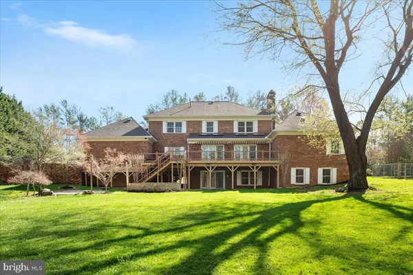 $2,399,000 | 532 Walker Road, Great Falls, VA 22066