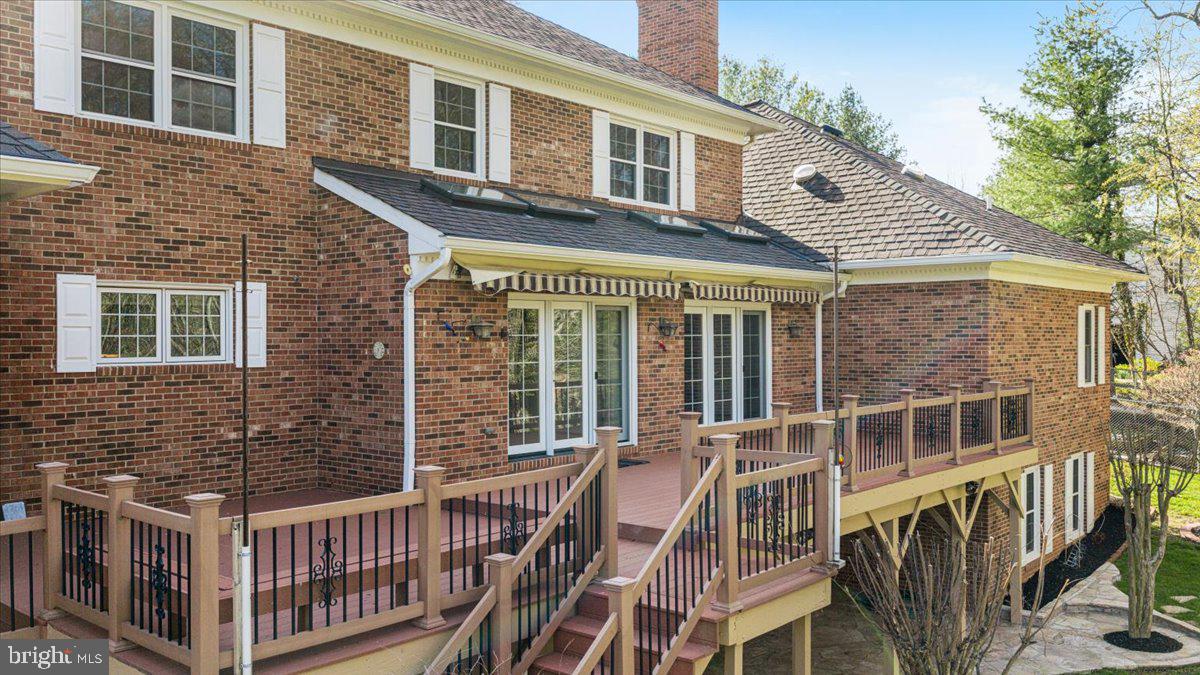 532 Walker Road Great Falls, VA 22066 - Photo 70 of 109 Charming brick home with spacious deck.