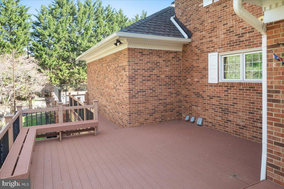 532 Walker Road Great Falls, VA 22066 - Photo 73 of 109