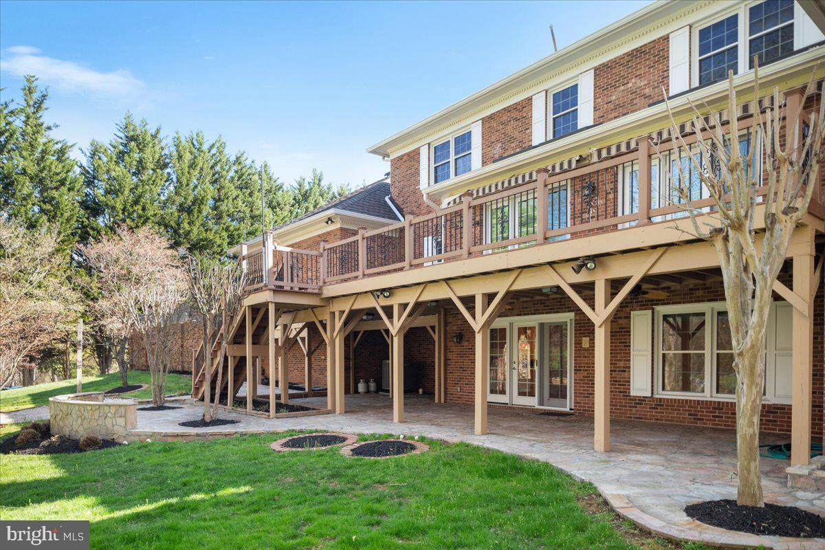 532 Walker Road Great Falls, VA 22066 - Photo 77 of 109