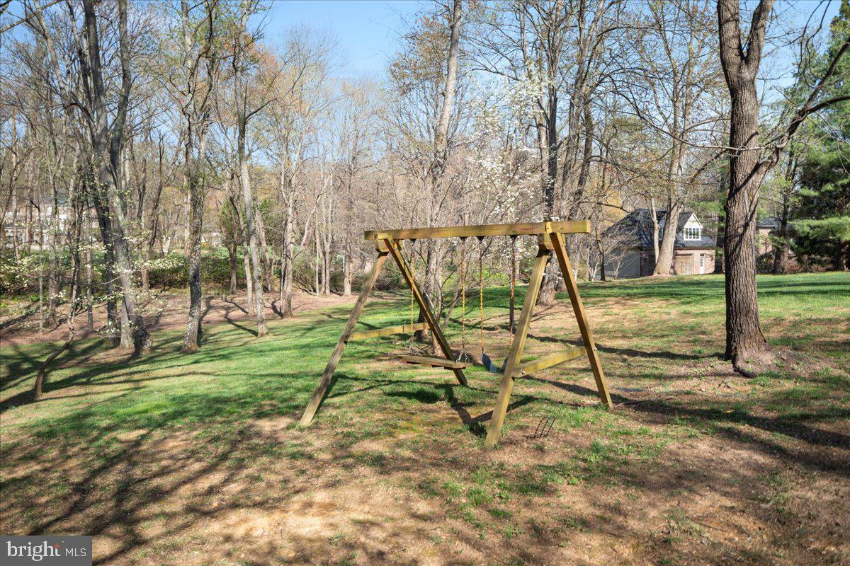 532 Walker Road Great Falls, VA 22066 - Photo 87 of 109