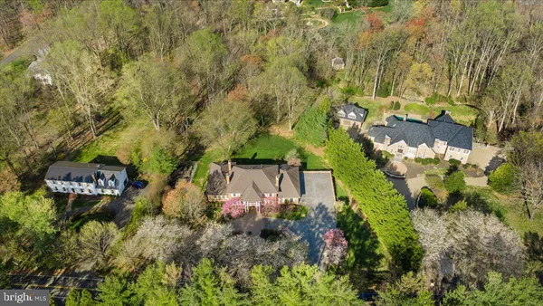 $2,399,000 | 532 Walker Road, Great Falls, VA 22066