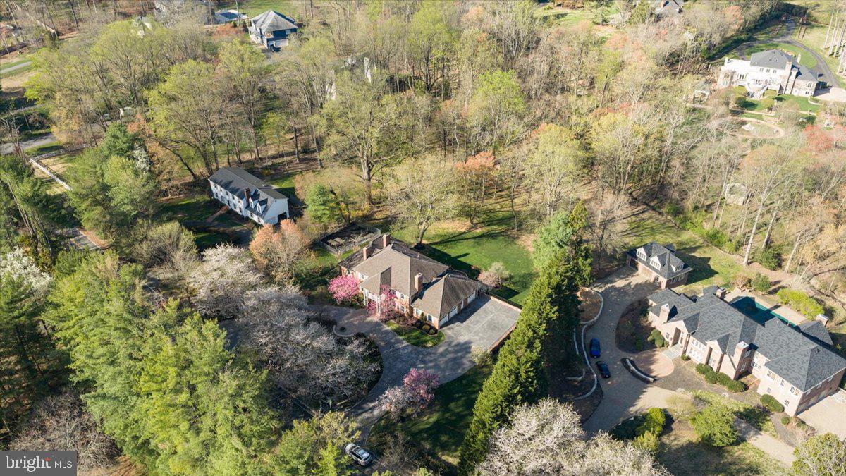 532 Walker Road Great Falls, VA 22066 - Photo 94 of 109