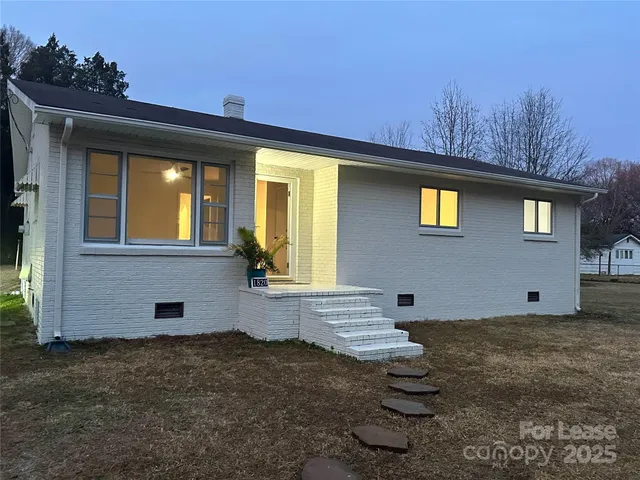 $1,800 | 1820 Peach Orchard Road, Salisbury, NC 28146