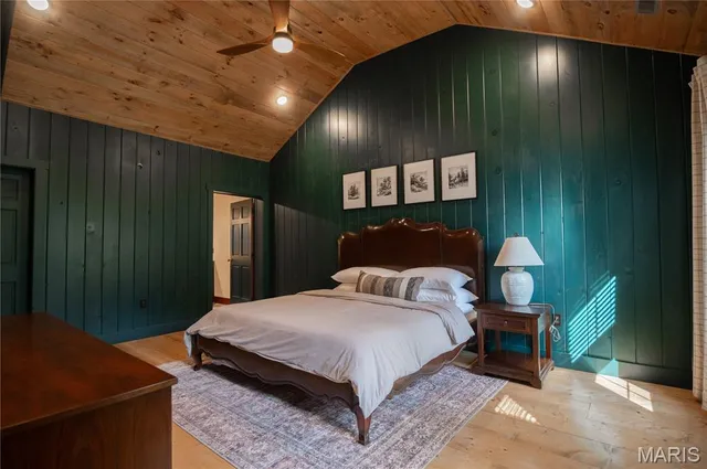 $389,400 | 2248 Wayne County 312, Patterson, MO 63956